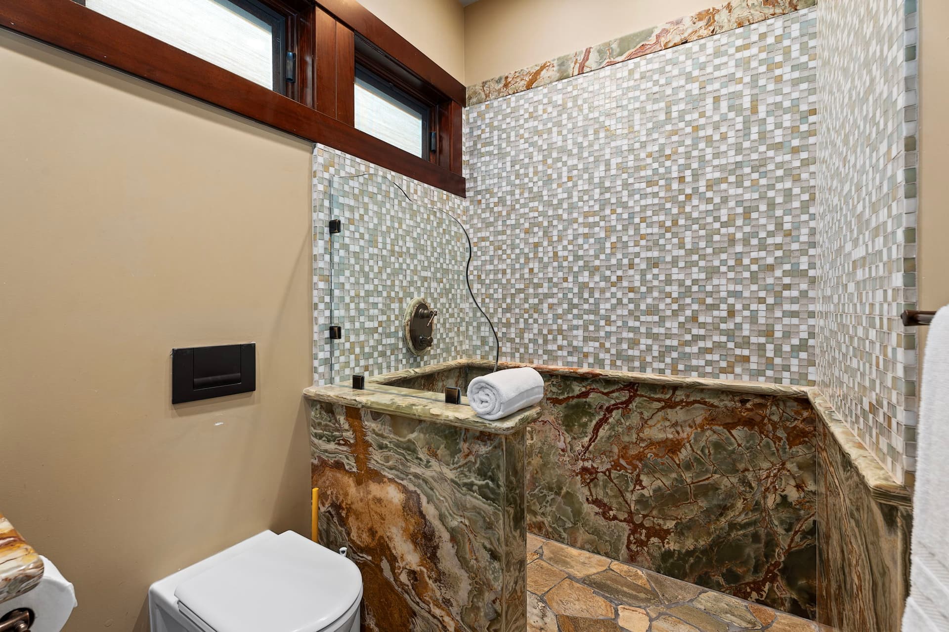 Hale Konane - Image 46