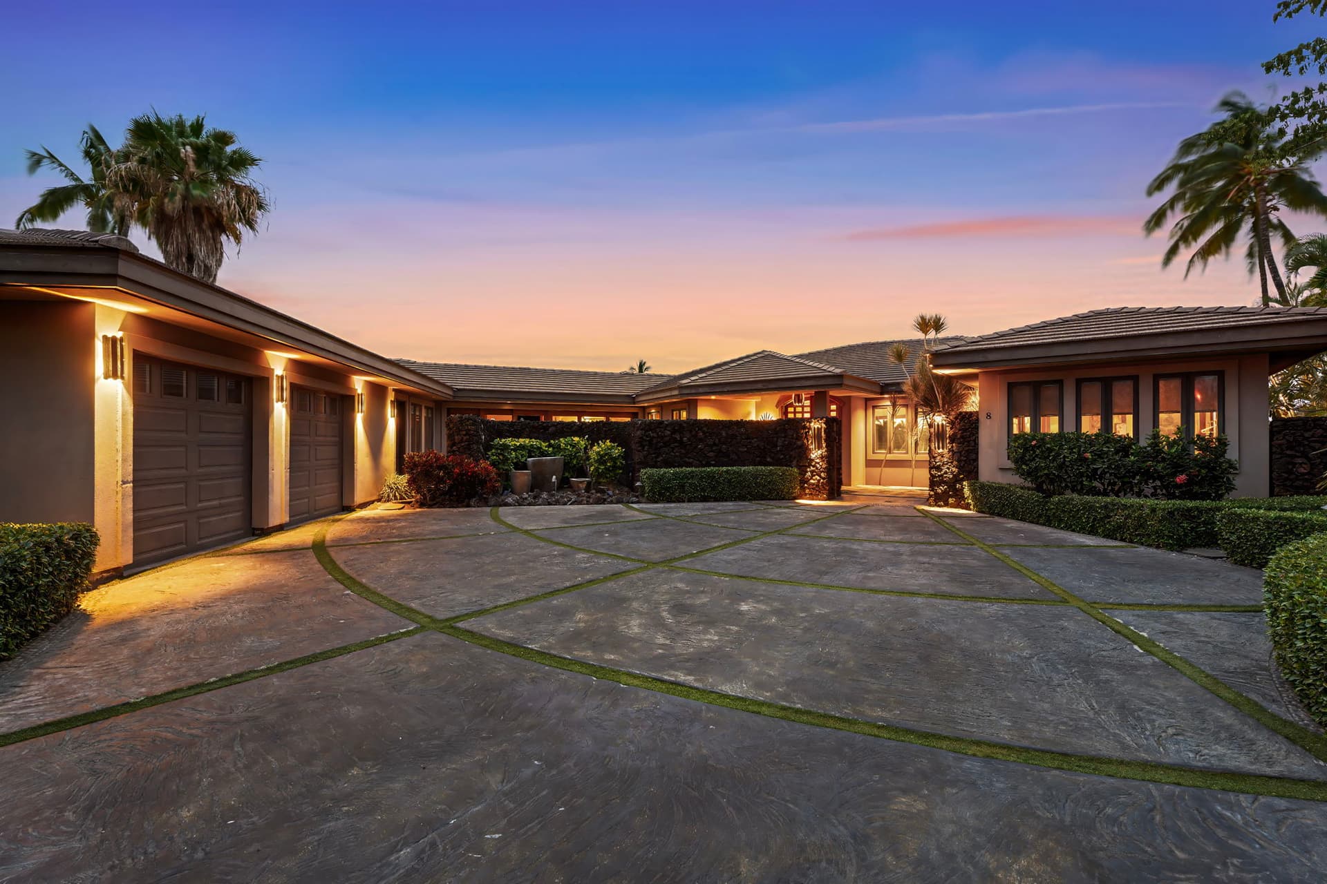 Hale Konane - Image 79