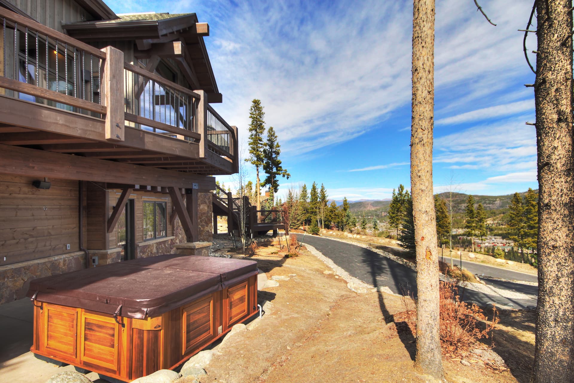 Hawk's Hideaway - Image 2