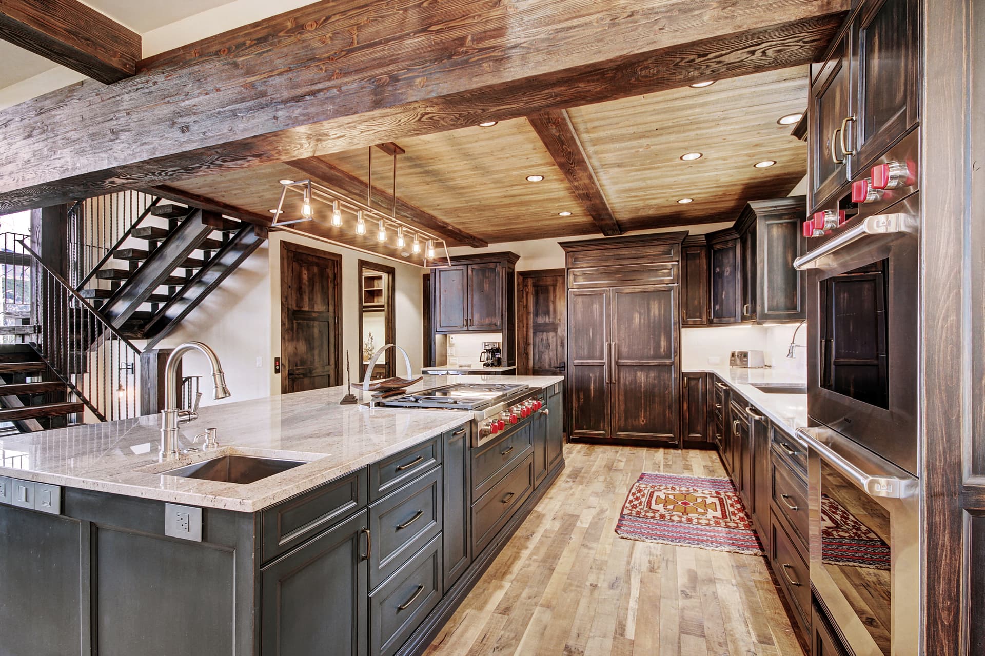 Hawk's Hideaway - Image 8