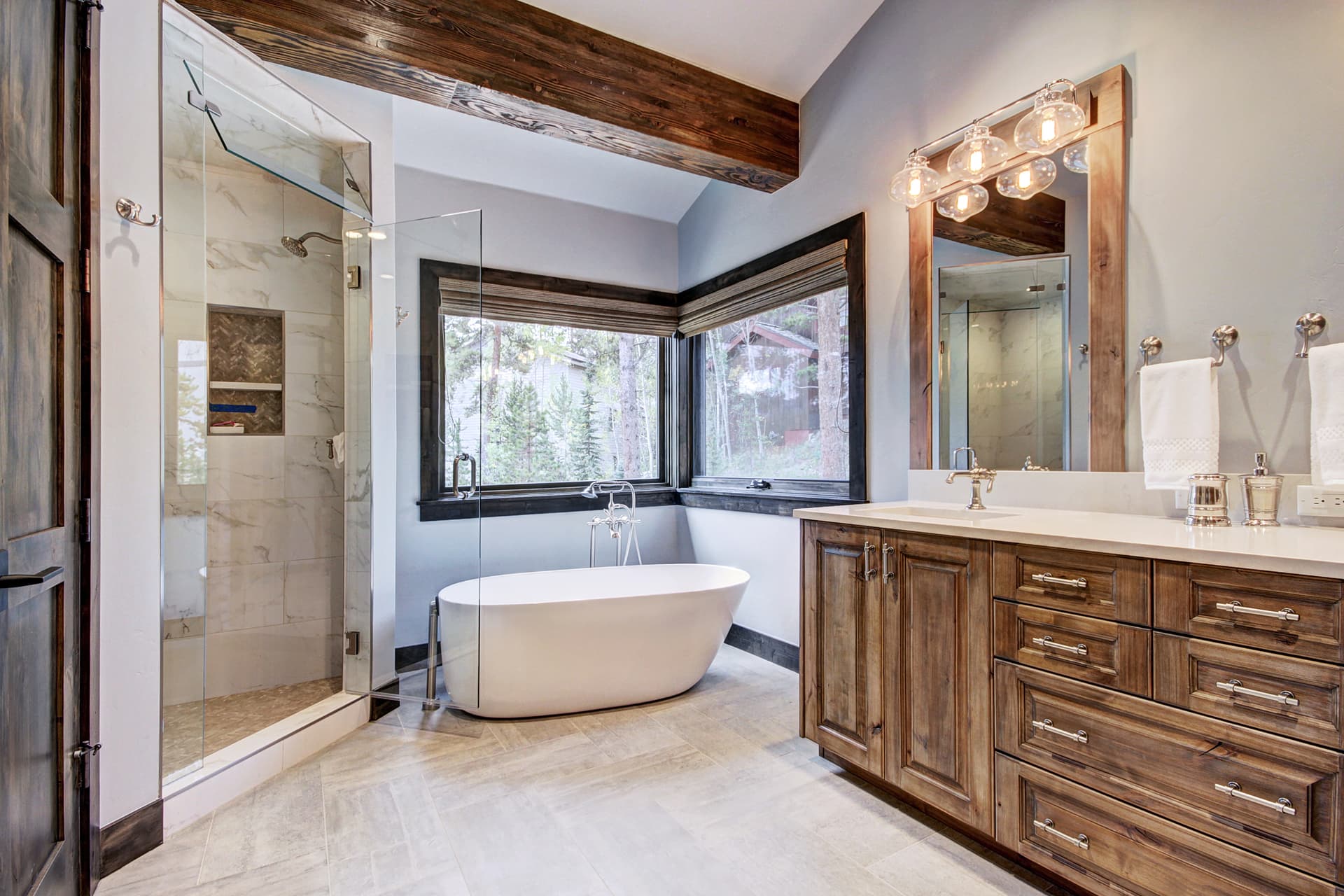 Hawk's Hideaway - Image 17