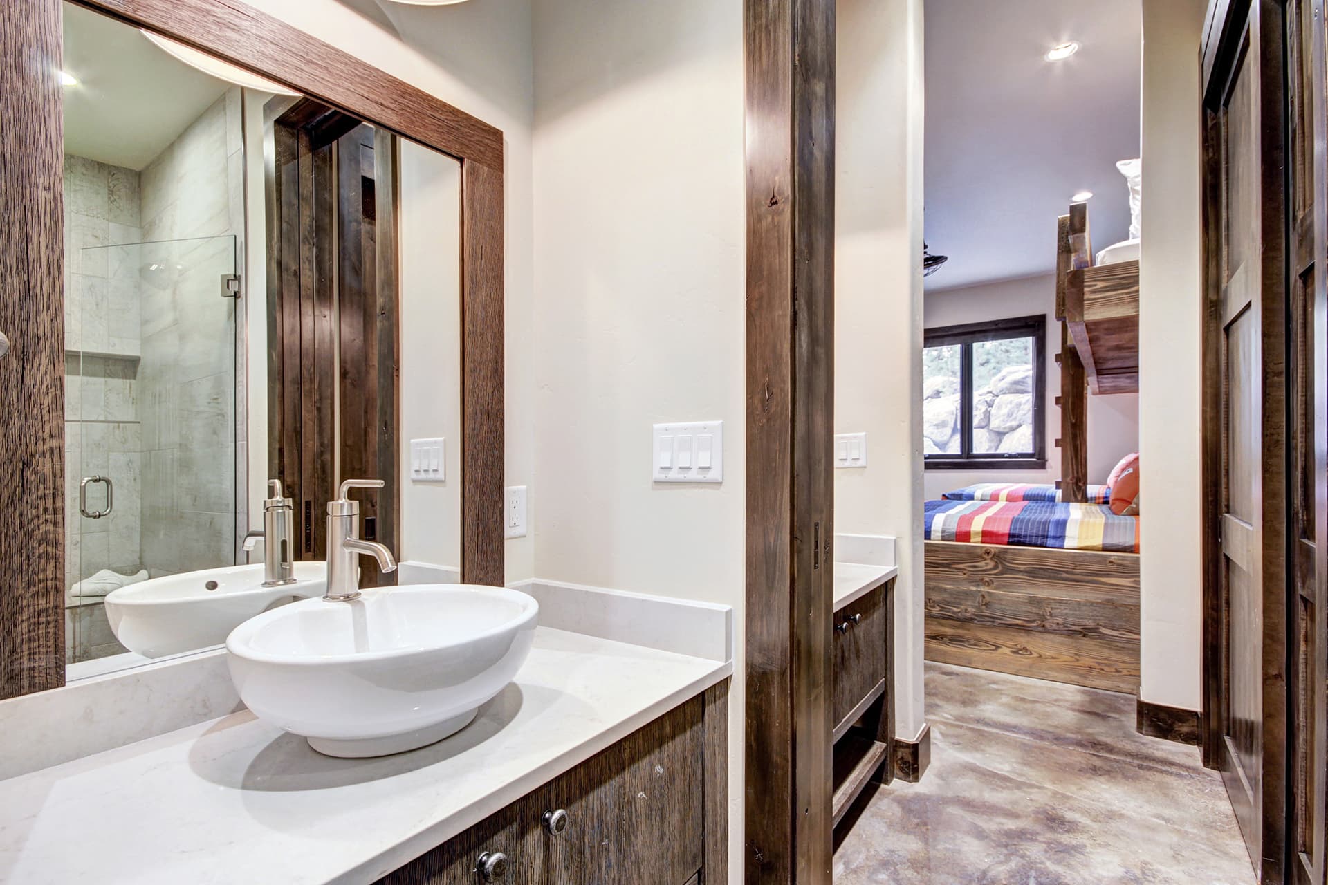 Hawk's Hideaway - Image 34