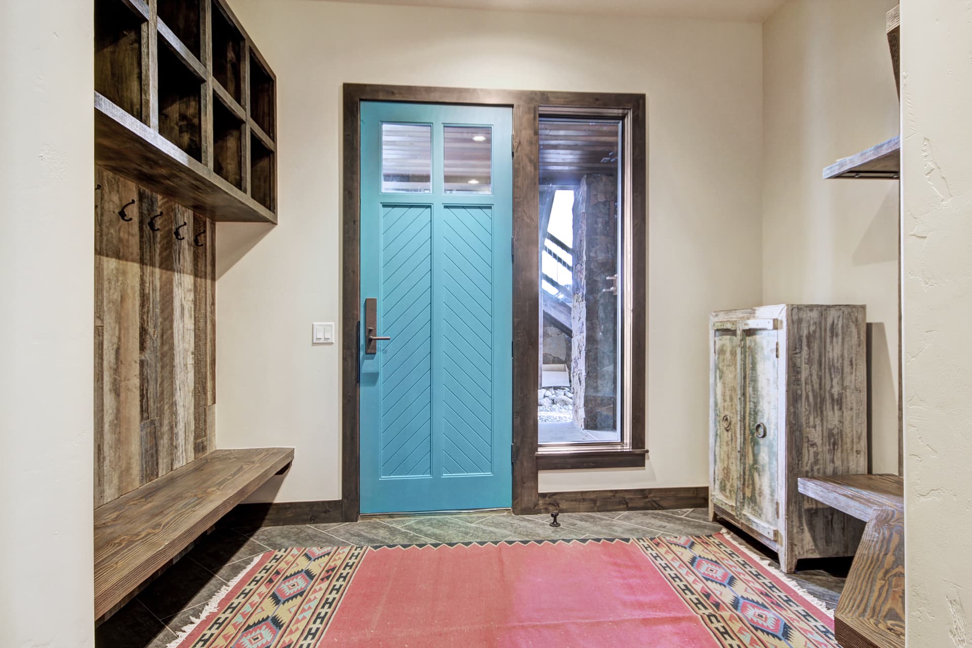 Hawk's Hideaway - Image 41