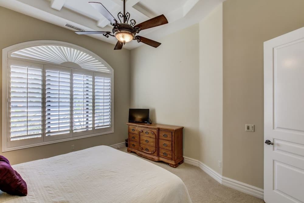 Hayden Manor - Image 3