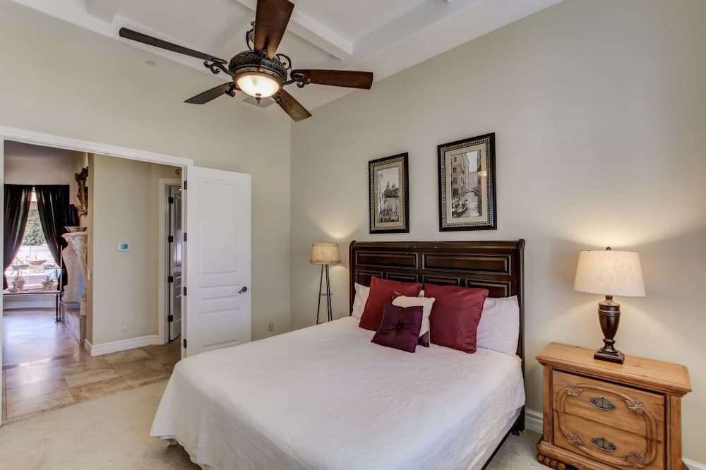 Hayden Manor - Image 9