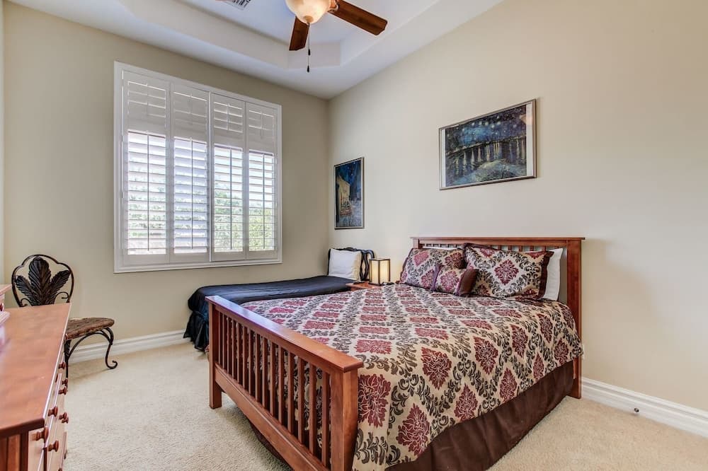 Hayden Manor - Image 24