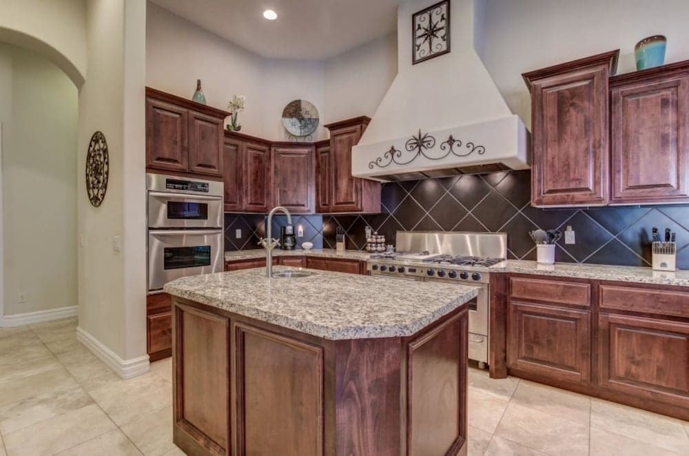 Hayden Manor - Image 26