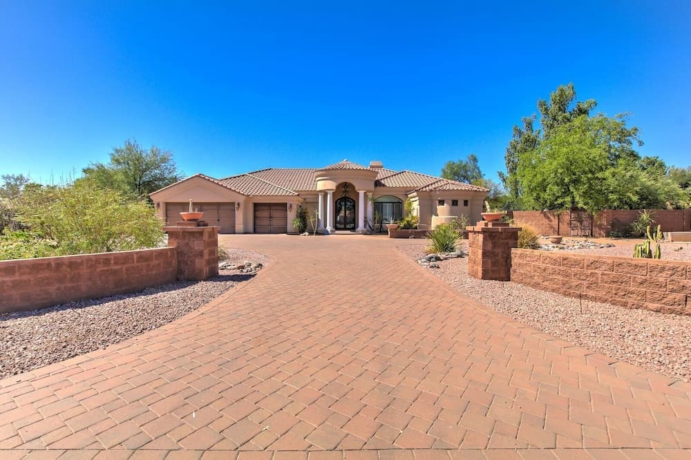 Hayden Manor - Image 3