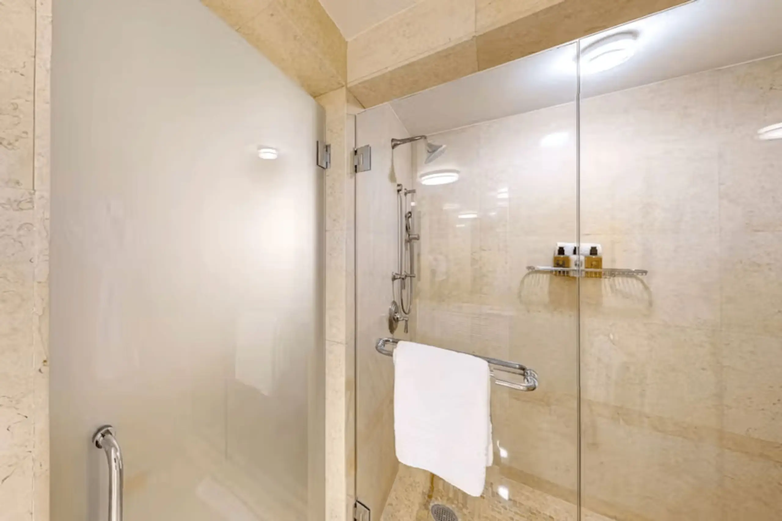 Portofino Residence #1502 at The Ritz-Carlton - Image 38