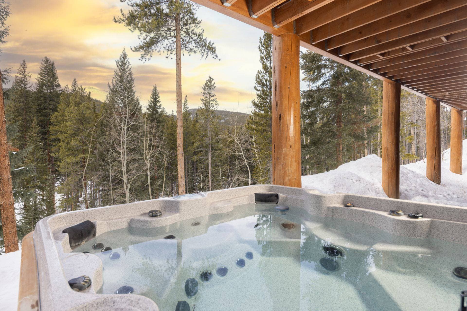 Pine Ridge Cabin - Image 6