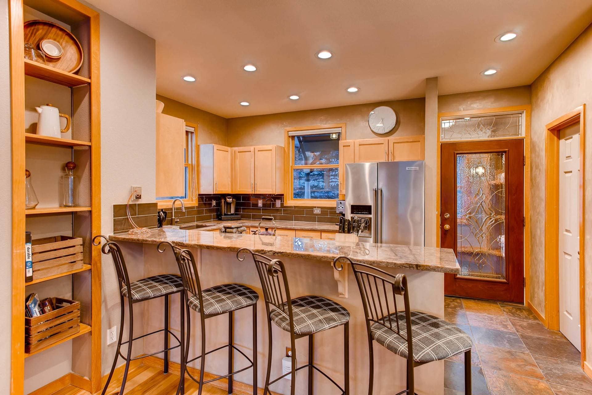 Apres on French Street - Image 5