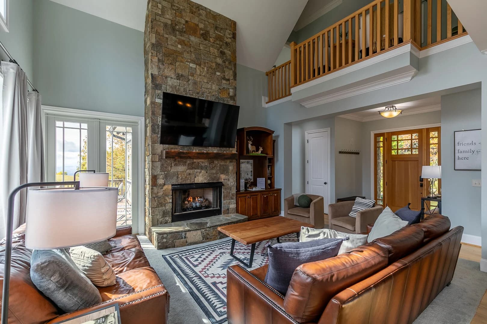 Mountain Top House - Image 6