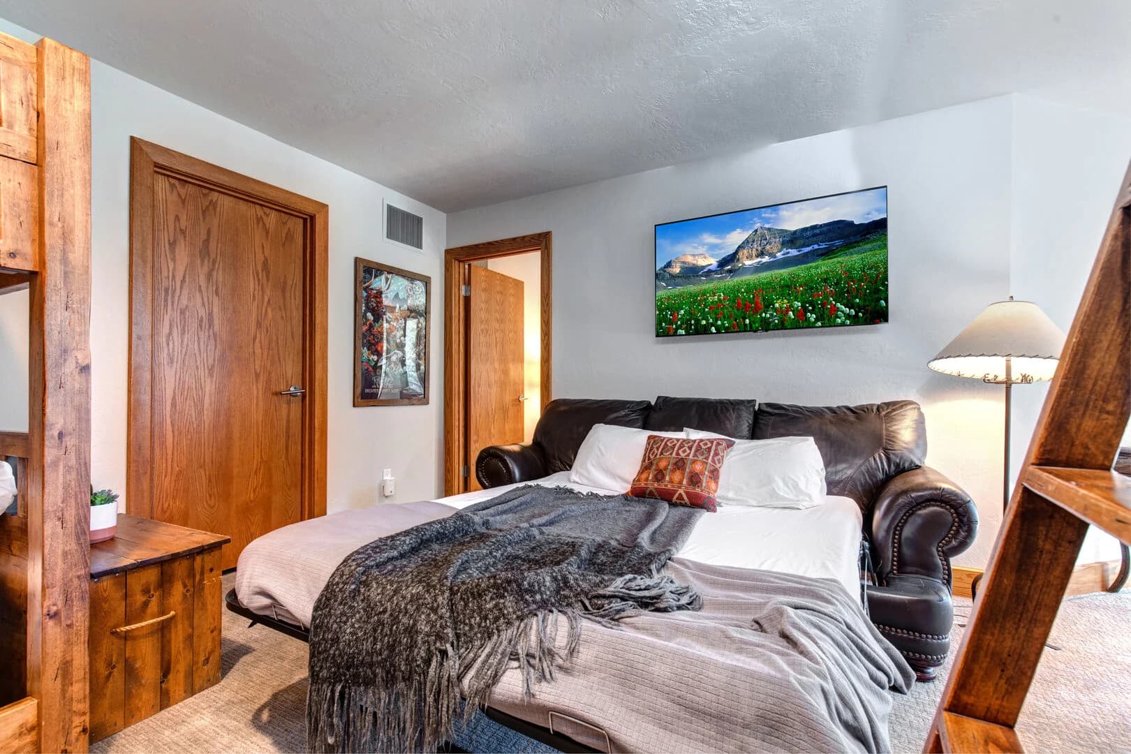 Abode at the Crux - Image 42