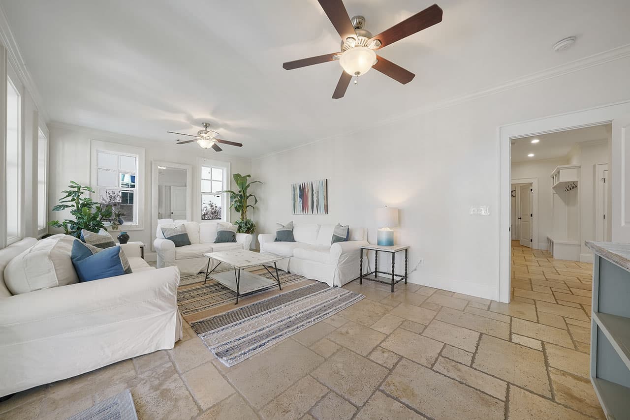 Hermosa Manor - Image 15