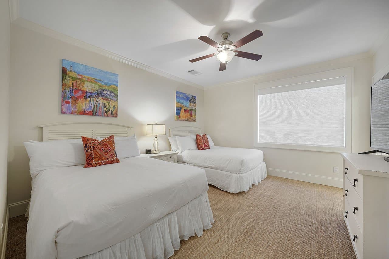 Hermosa Manor - Image 20