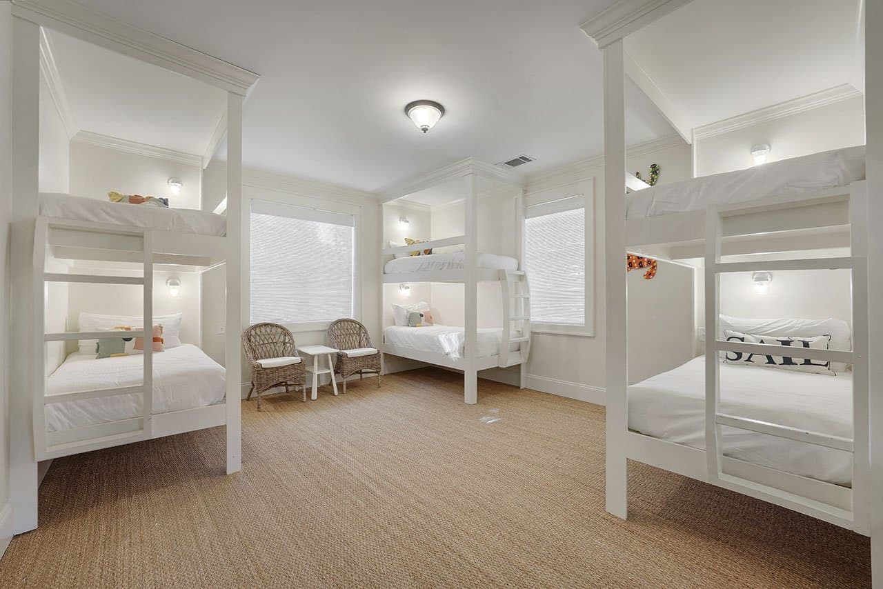 Hermosa Manor - Image 23