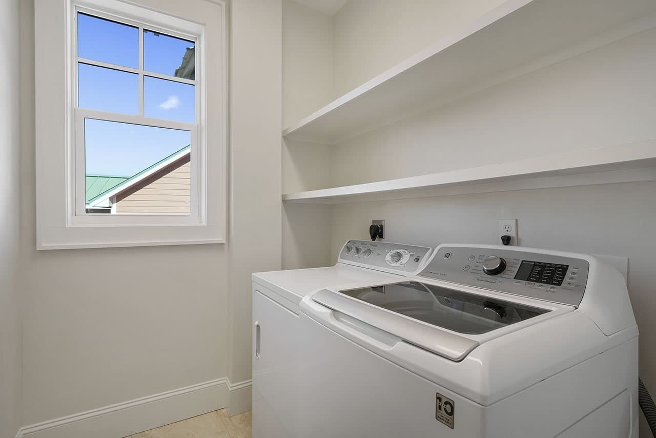 Hermosa Manor - Image 38