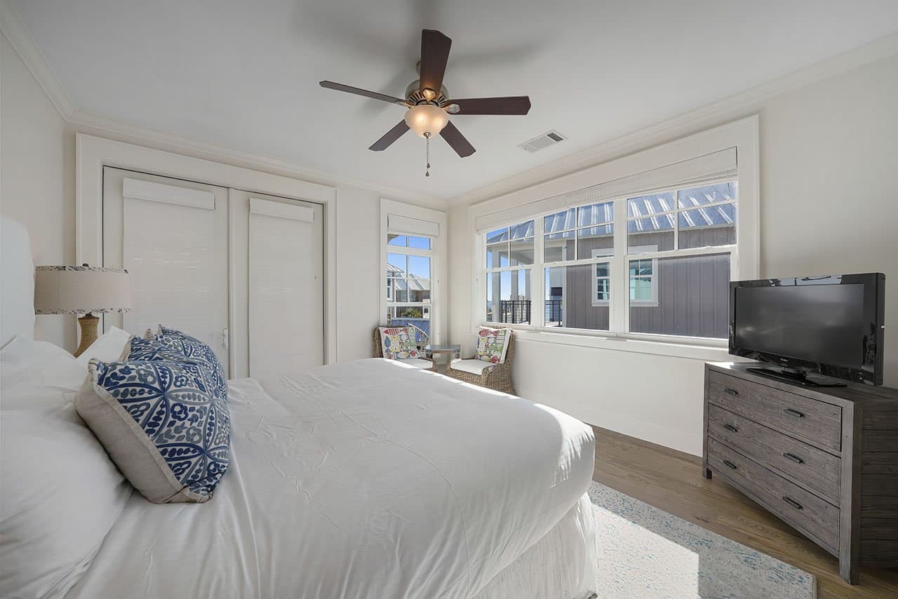 Hermosa Manor - Image 49