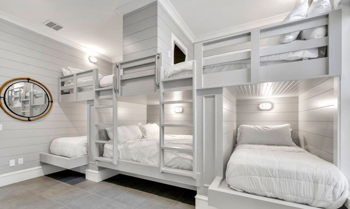 Sapphire Shores - Image 16