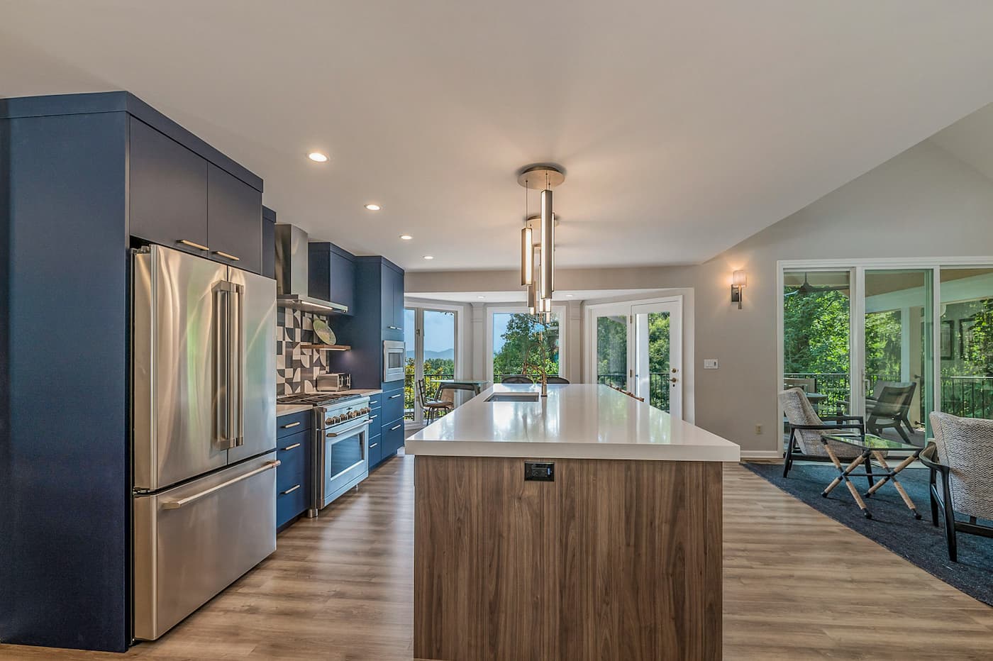 High Society - Image 10