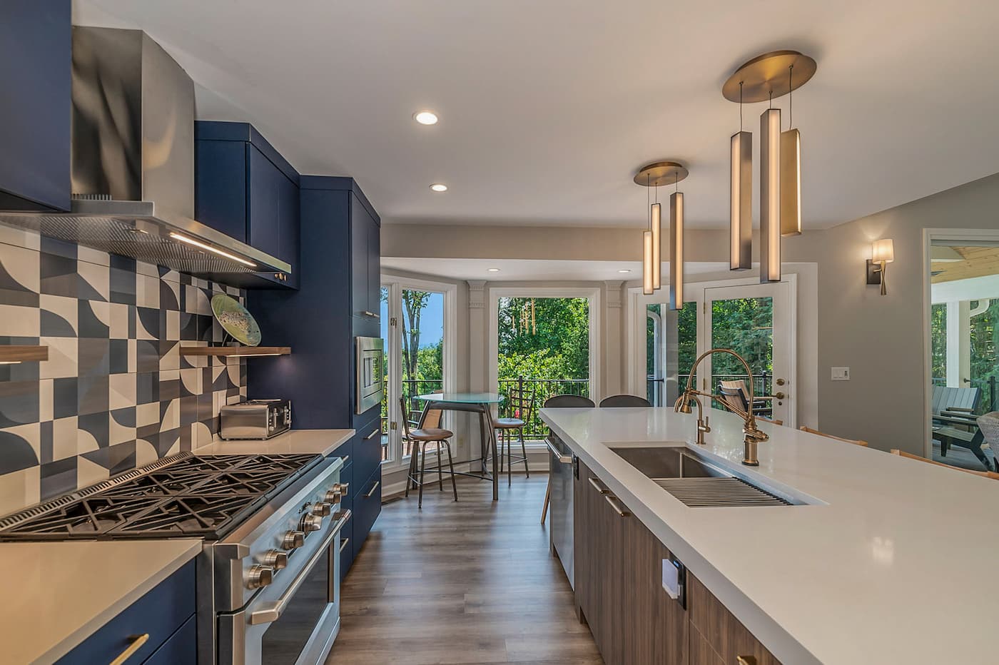 High Society - Image 12