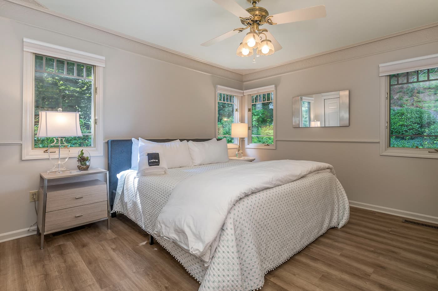 High Society - Image 23