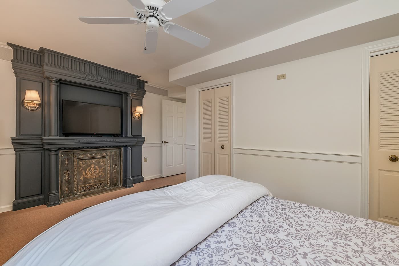 High Society - Image 43