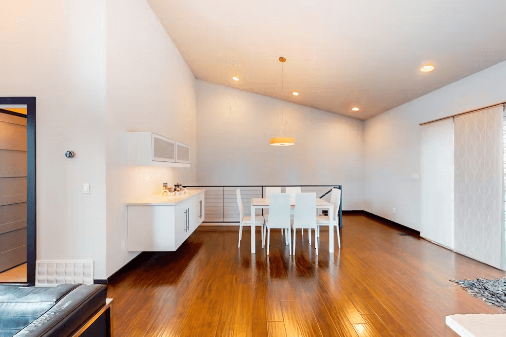 Spokane River Retreat - Image 11