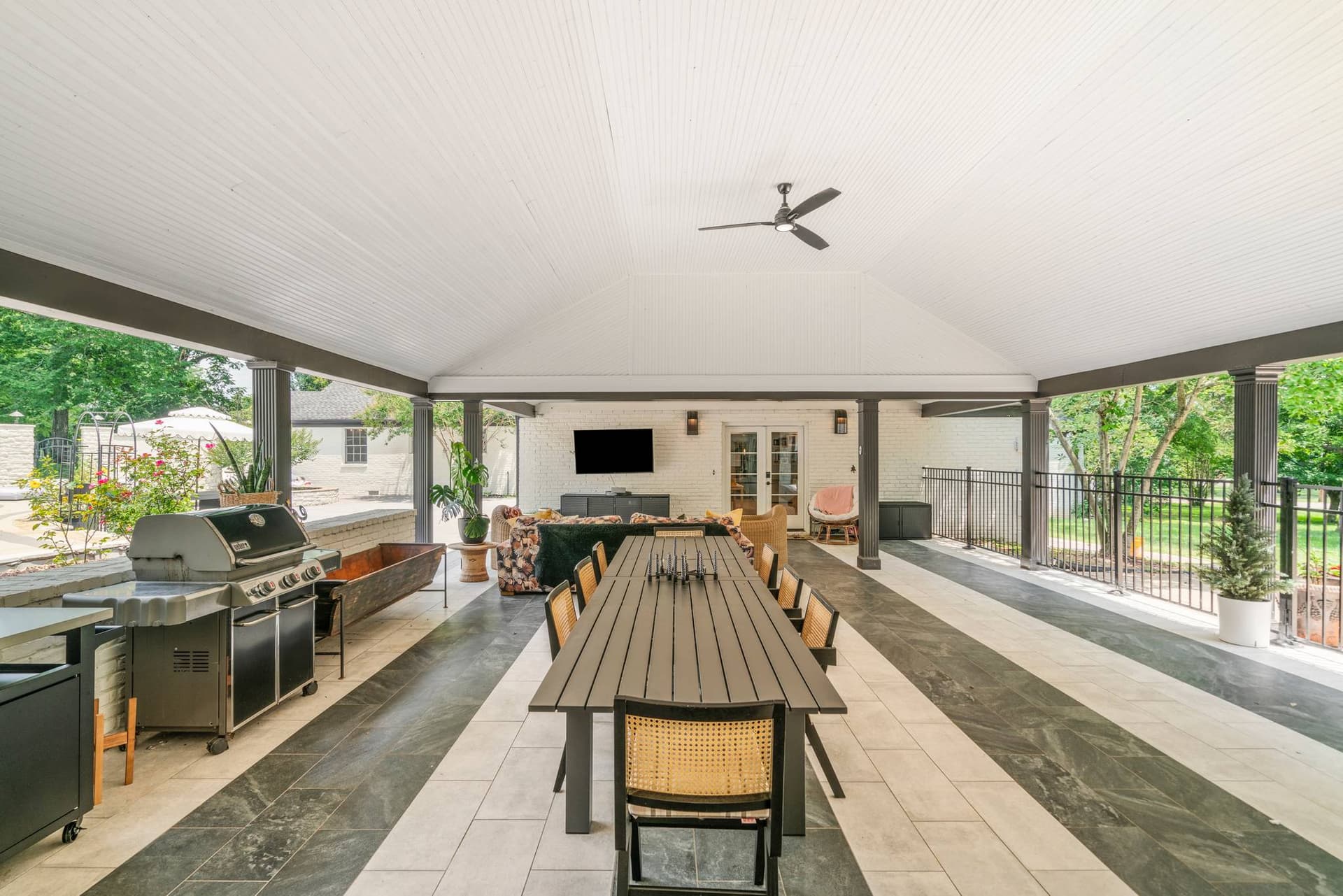 Nashville Entertainer - Image 9