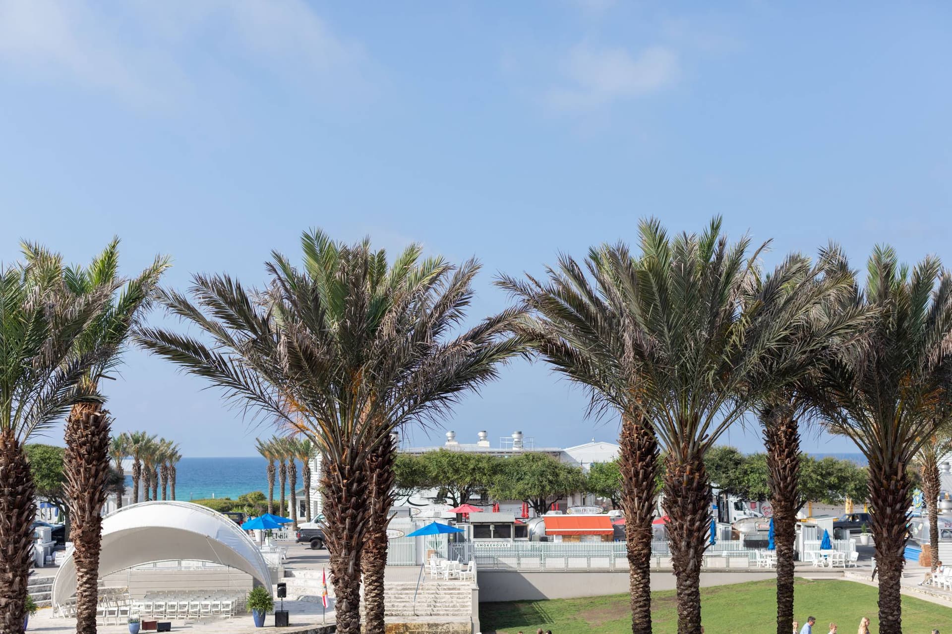 Center Stage - Image 6