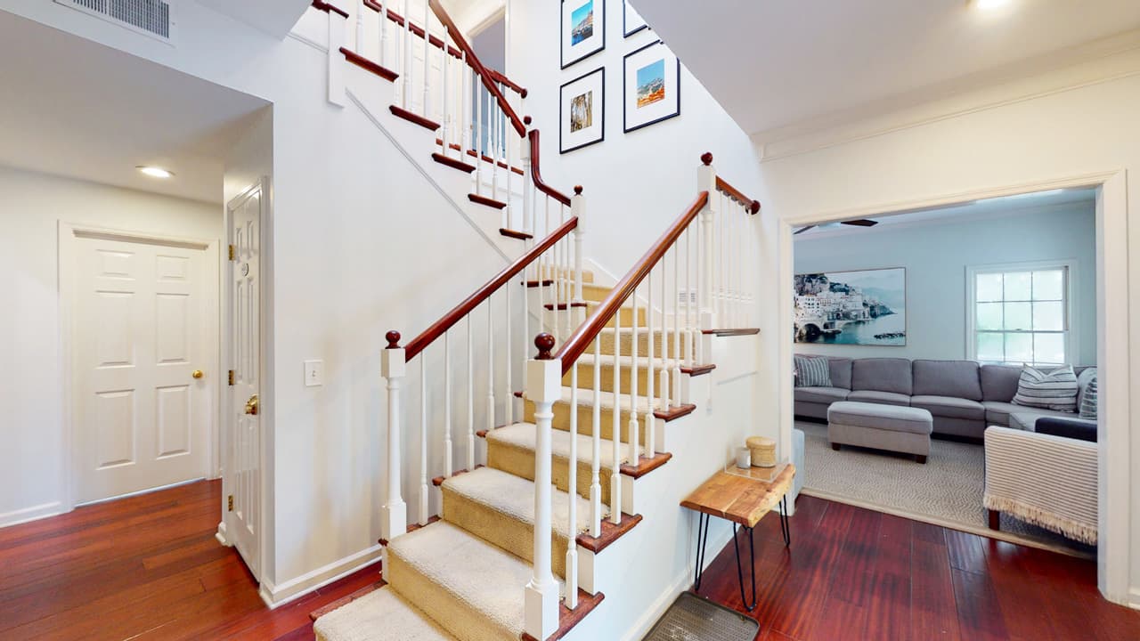 Swing House - Image 17