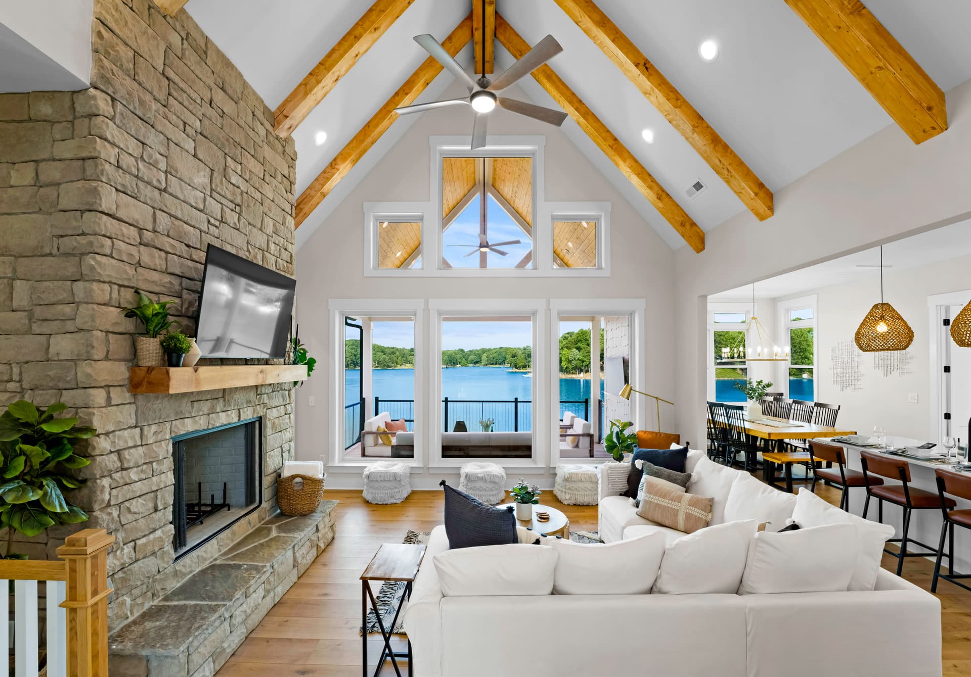 Hogan Crest - Image 5