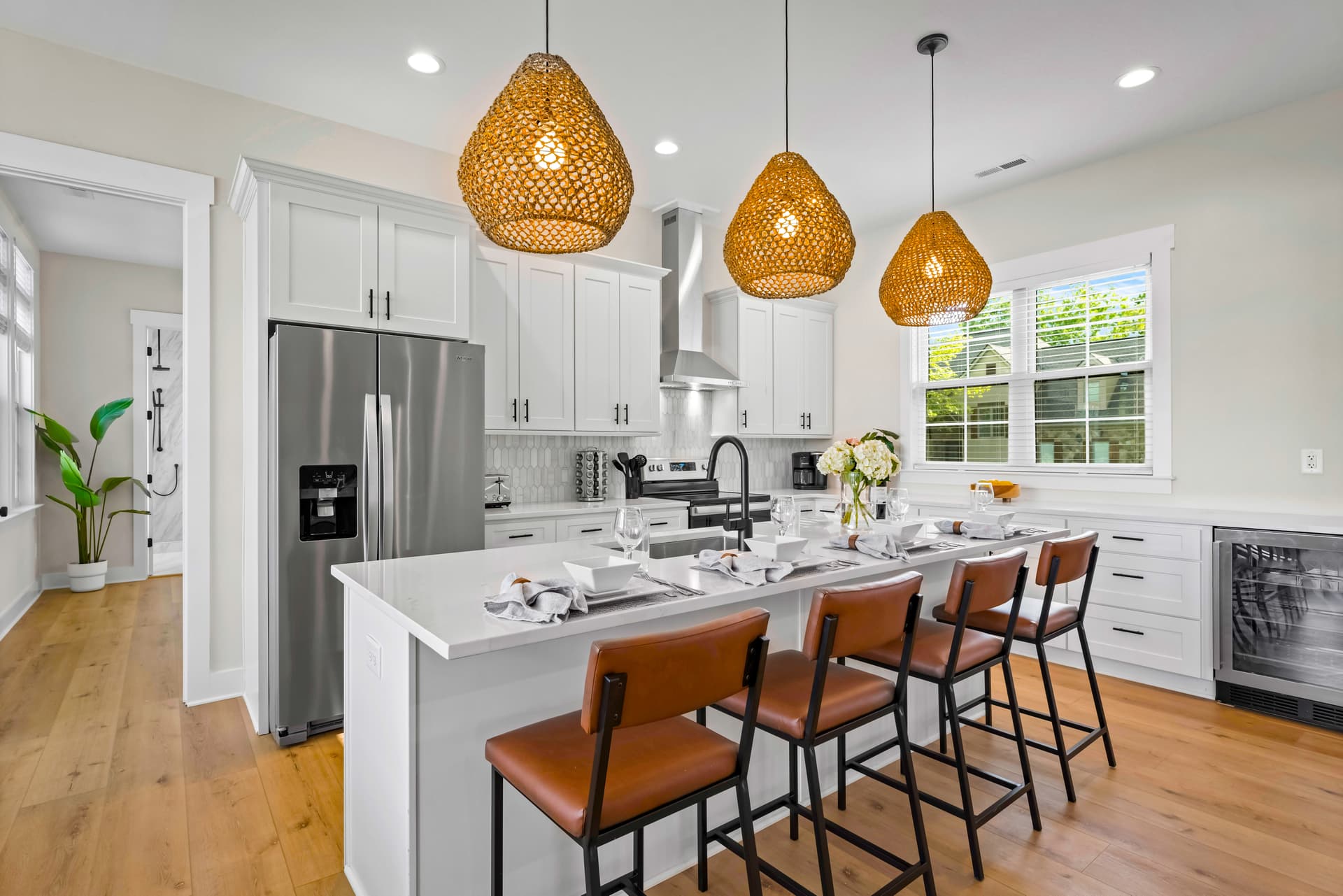 Hogan Crest - Image 12