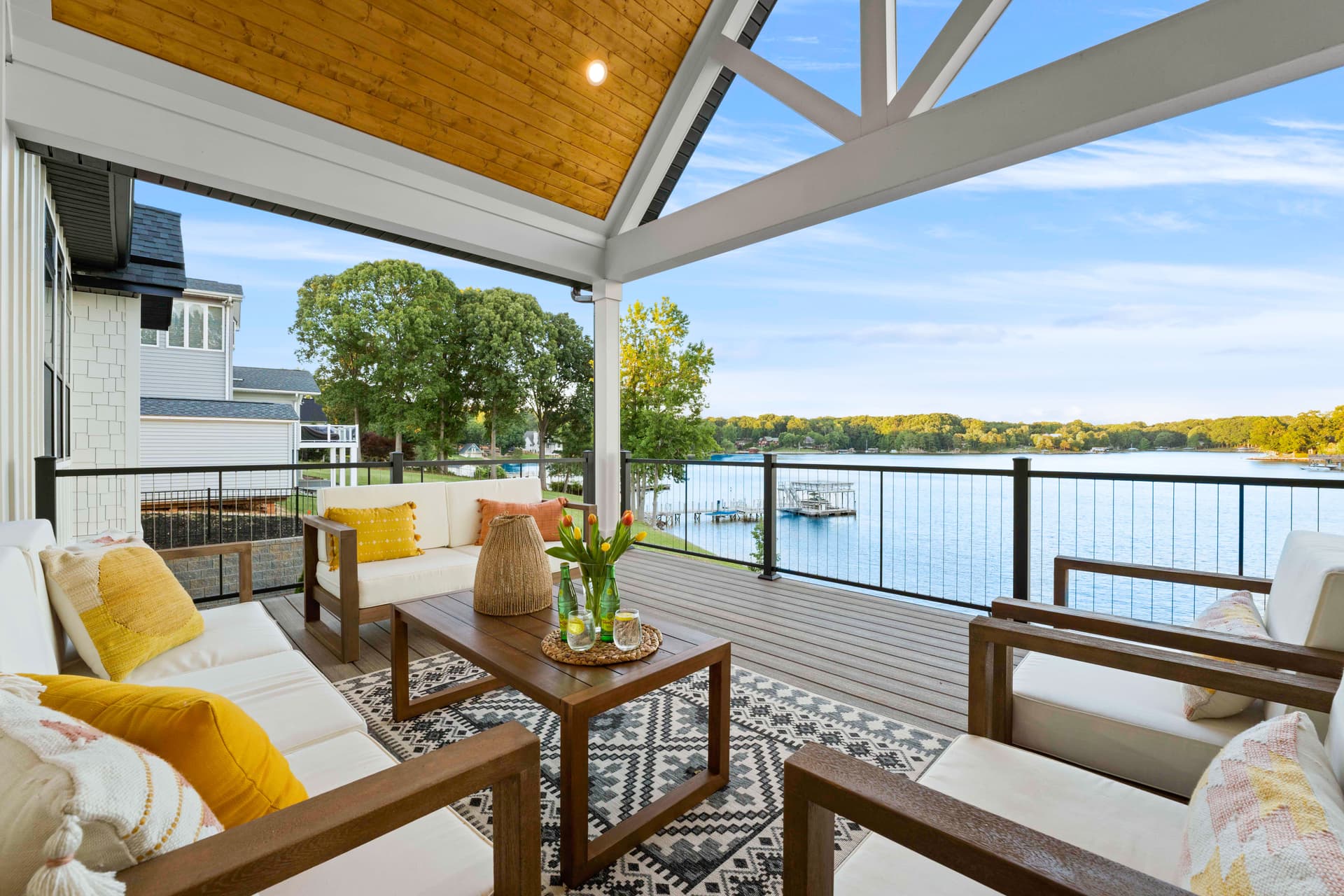 Hogan Crest - Image 54