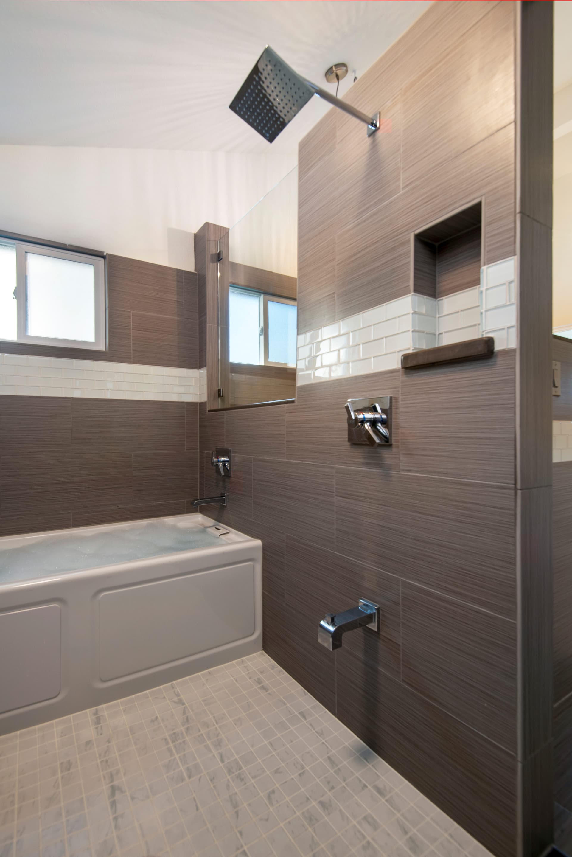 Holoholo Hale - Image 10