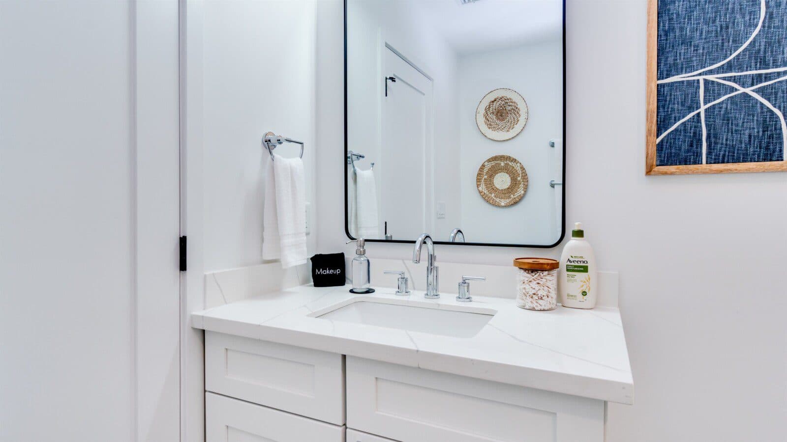 Elegance on the Green - Image 27