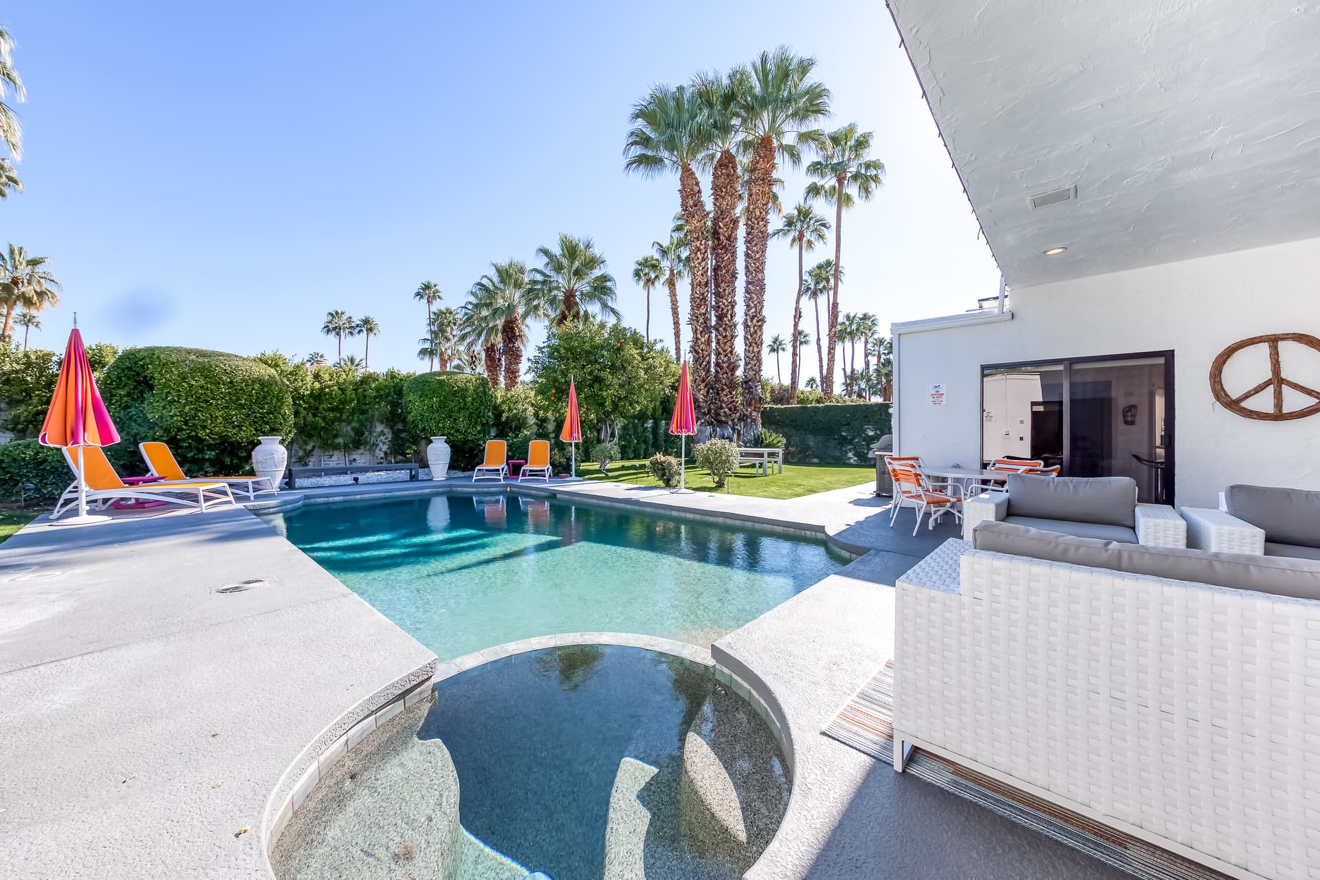 Mountain View Oasis House - Image 3