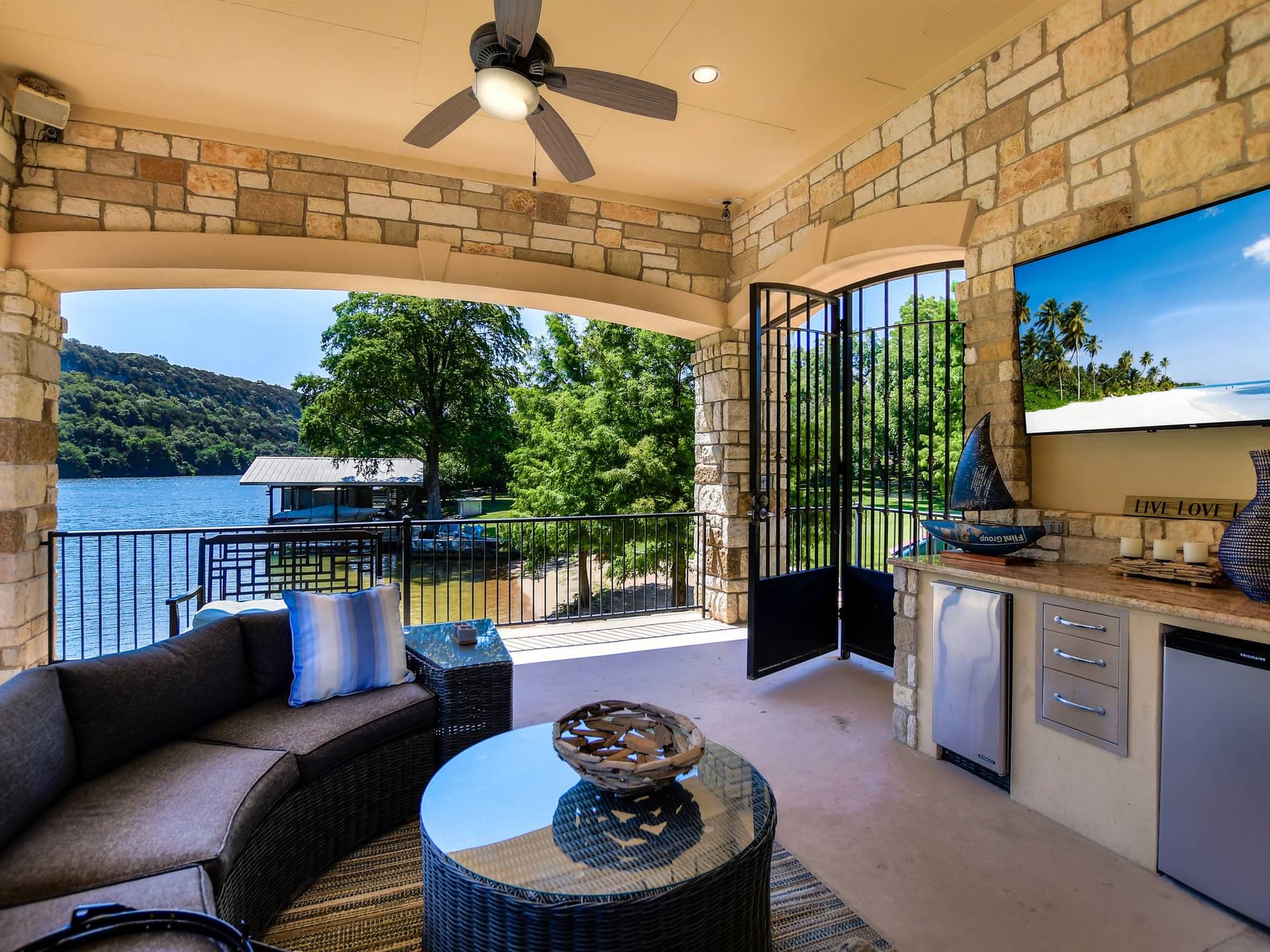 Ridgeview on Lake Austin - Image 32