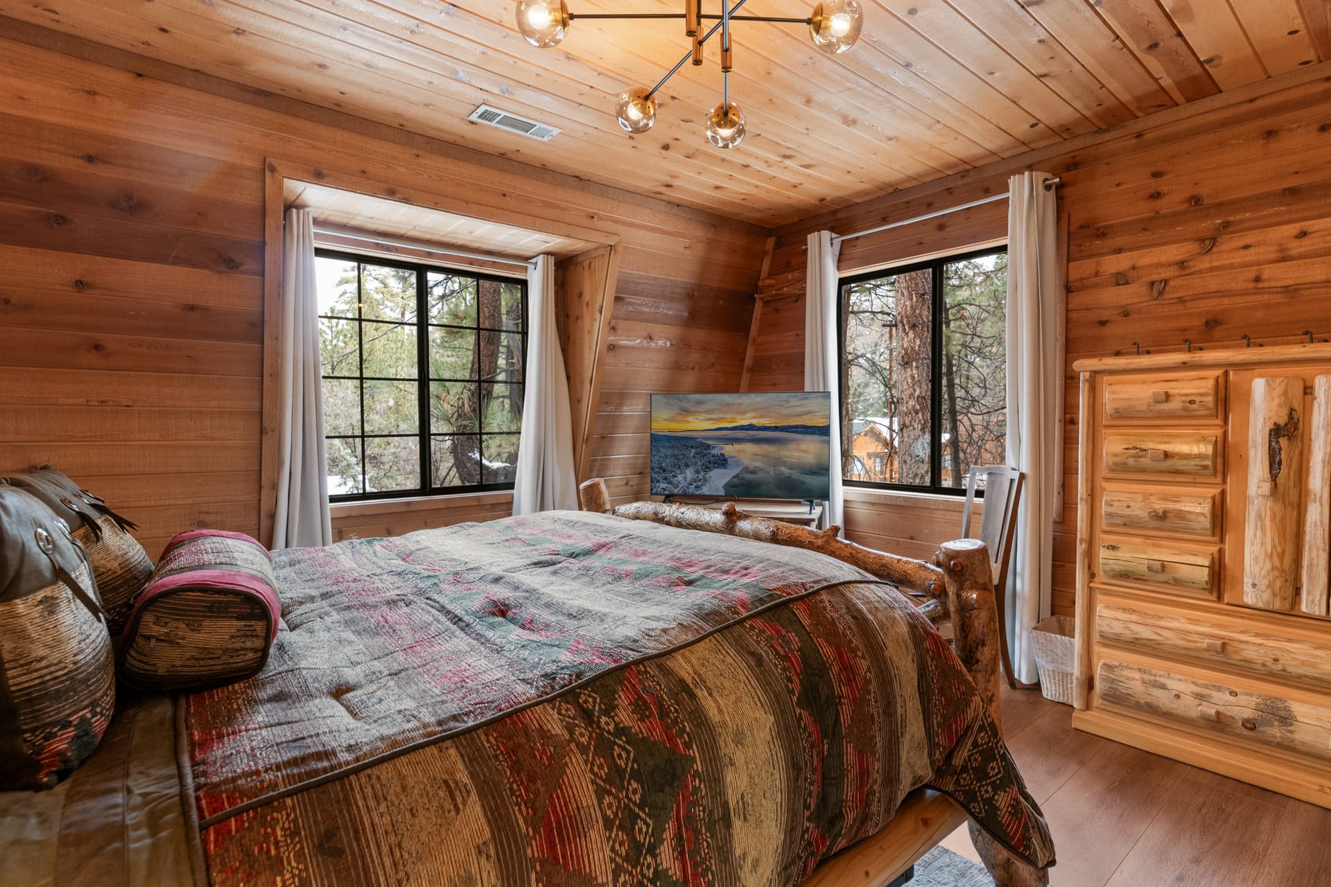 Hunter's House - Image 13