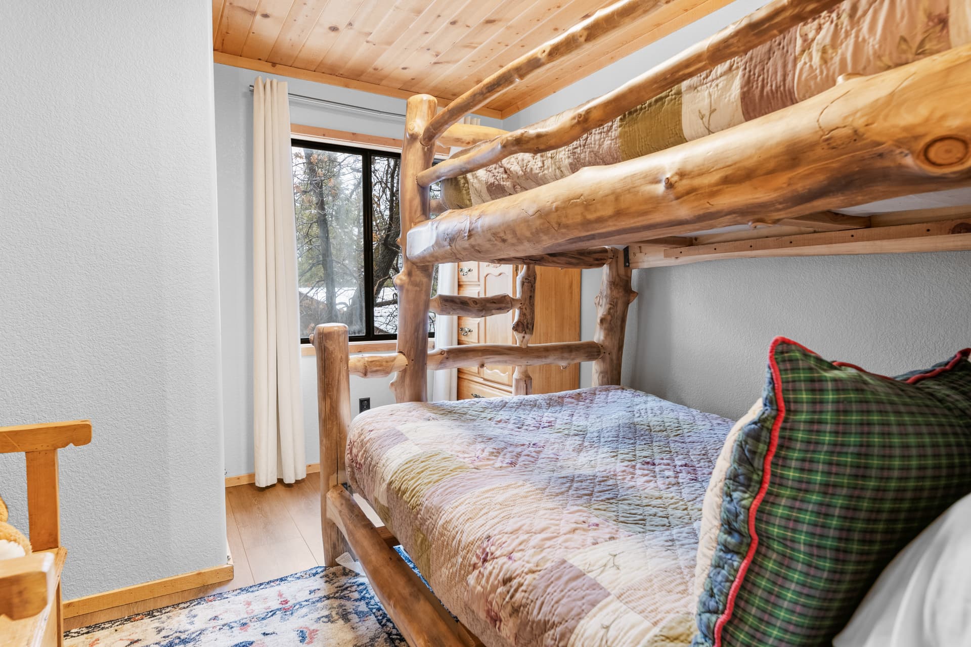 Hunter's House - Image 14