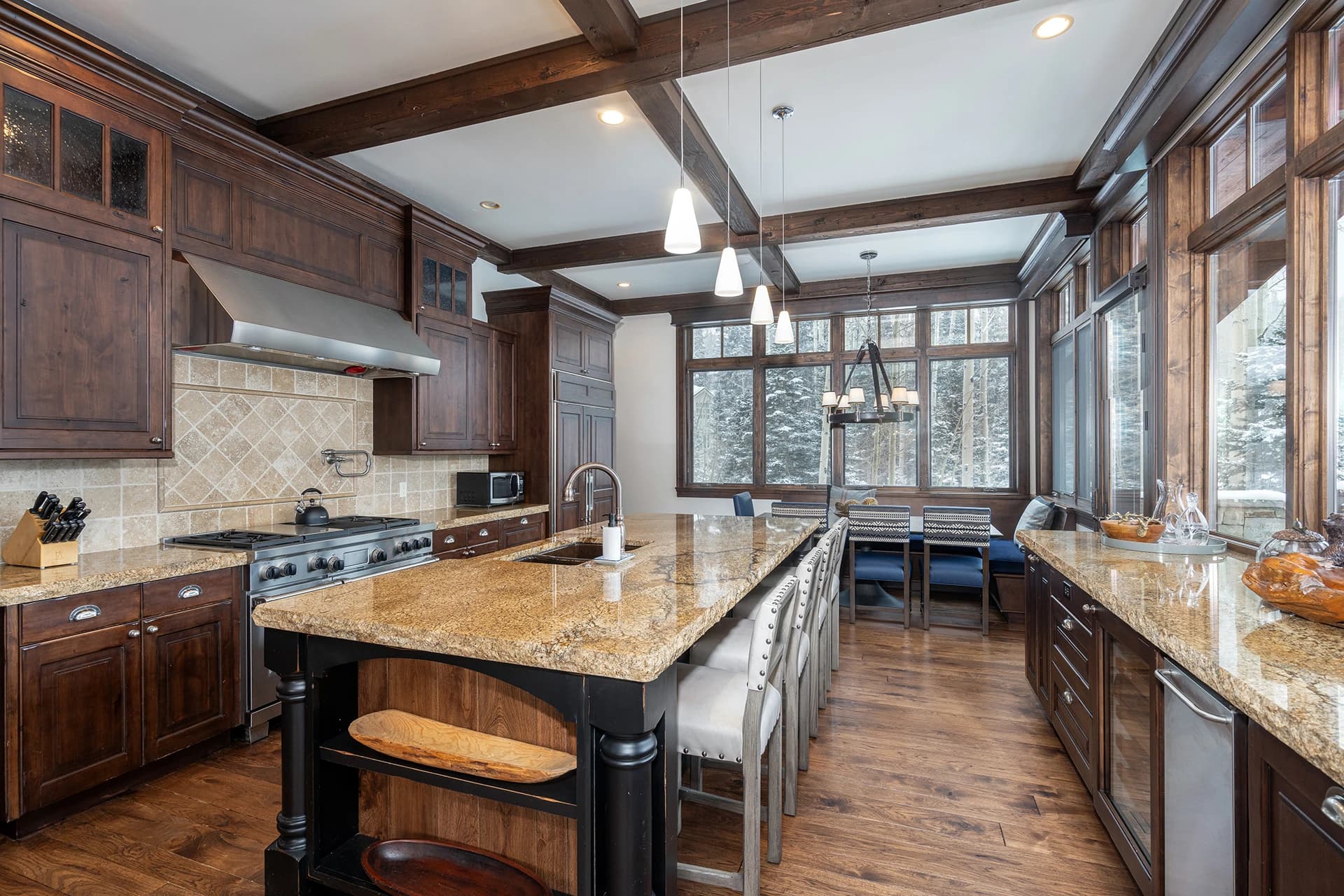 Benchmark Chateau - Image 7