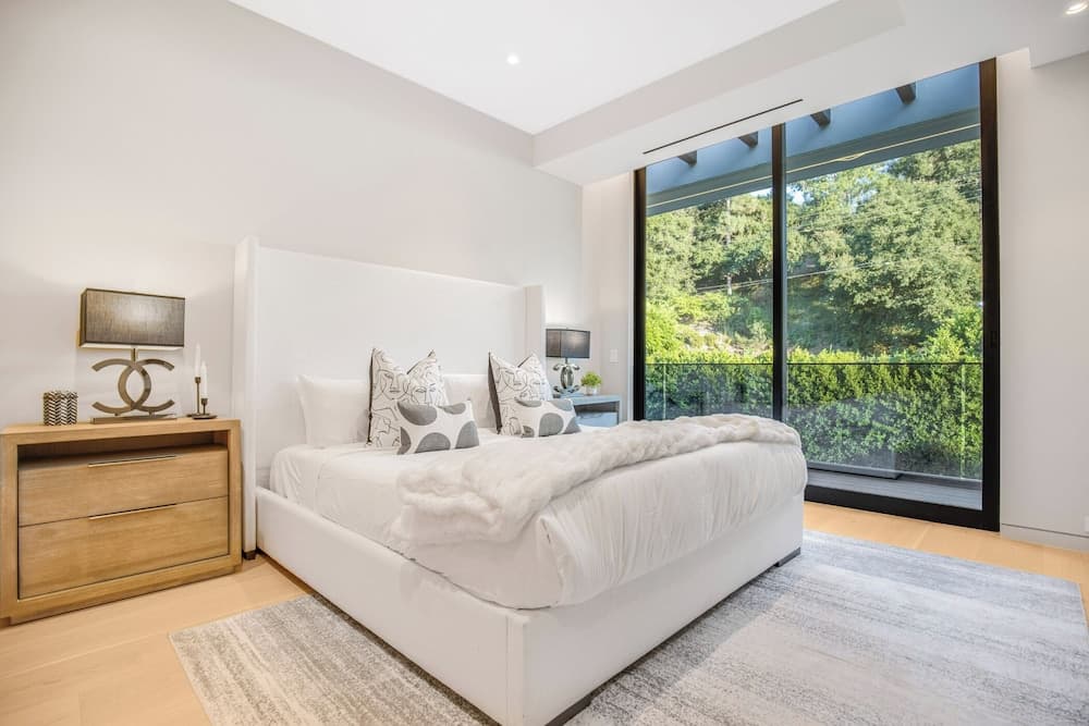 Hutton Modern - Image 6