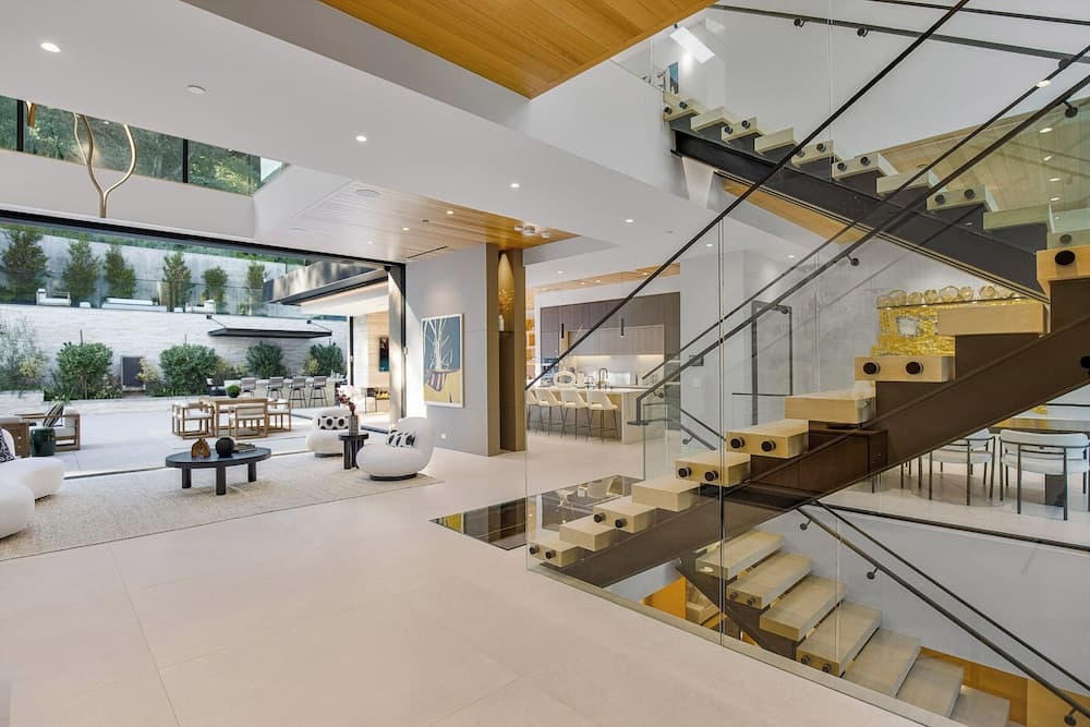 Hutton Modern - Image 34