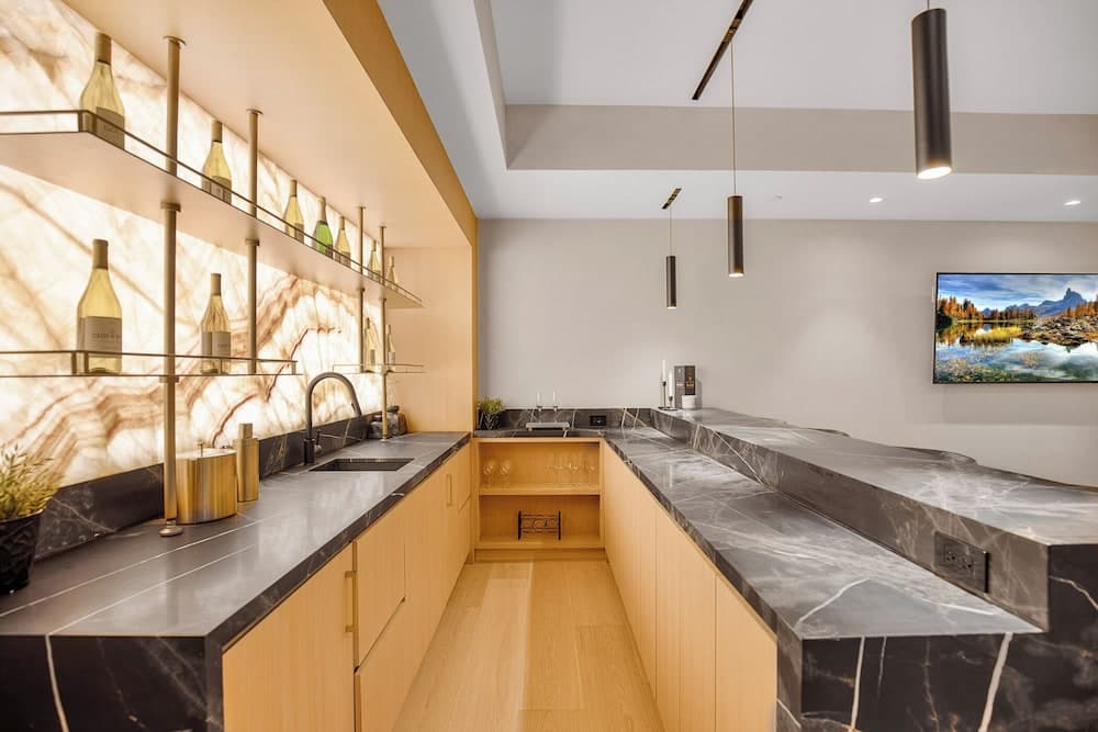 Hutton Modern - Image 43