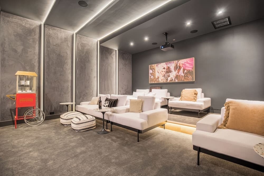 Hutton Villa - Image 31