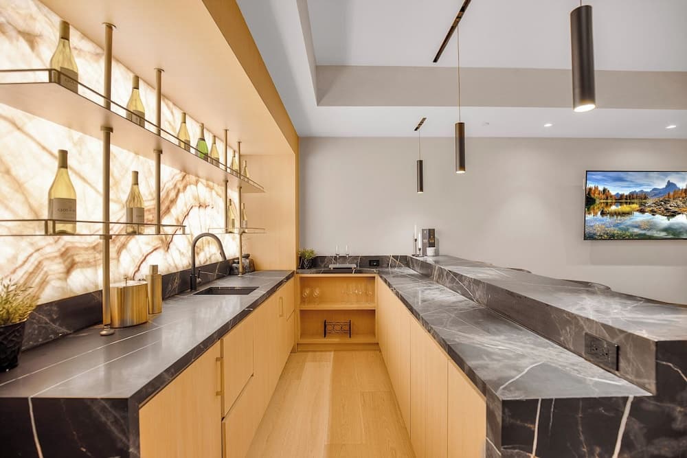 Hutton Villa - Image 33