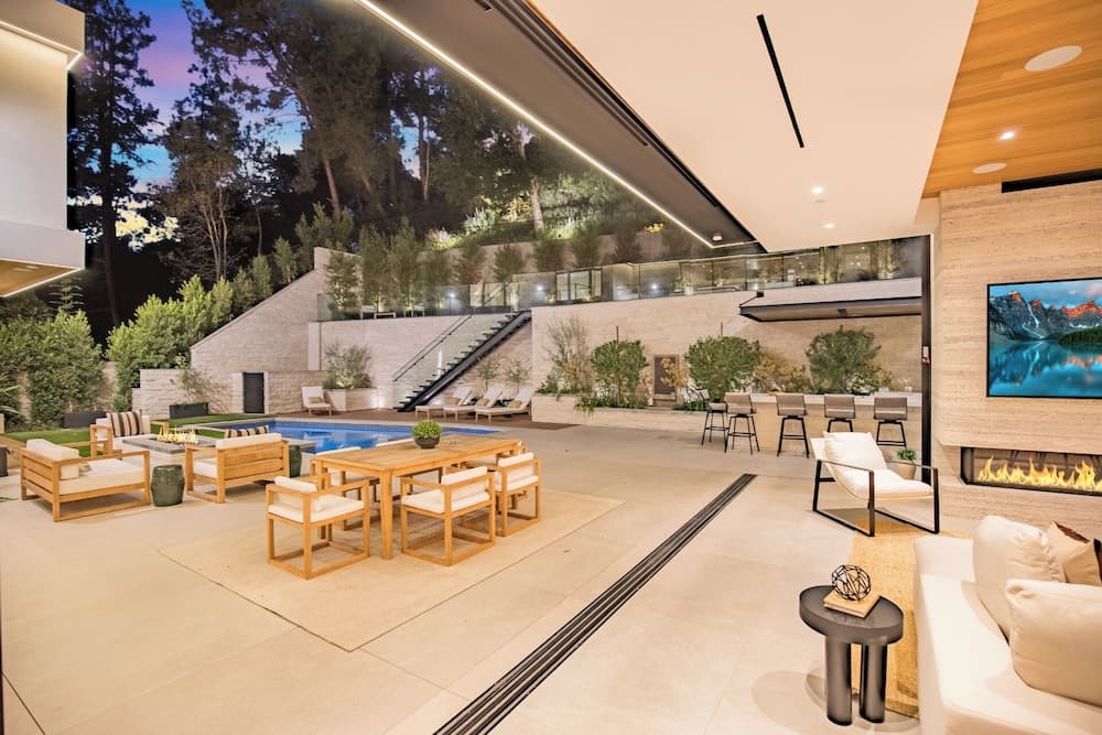 Hutton Villa - Image 42