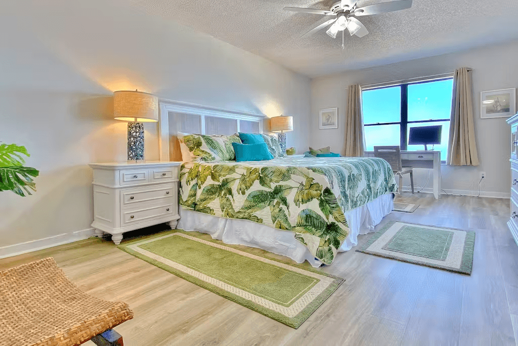 Reflections on the Gulf - Image 13