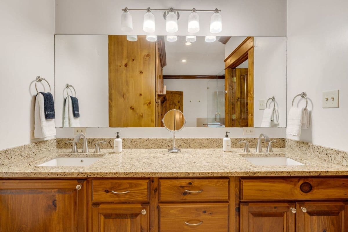 The Huntly Estate - Image 104