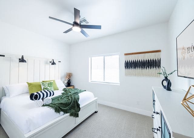 Estate on the River - Image 38